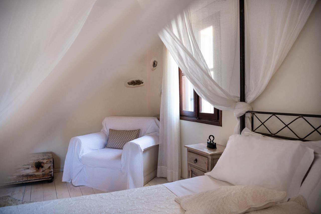 Villa Verekinthos - Pool, Hot Tub, Bbq, Kids Playground, Stunning Mountain Views