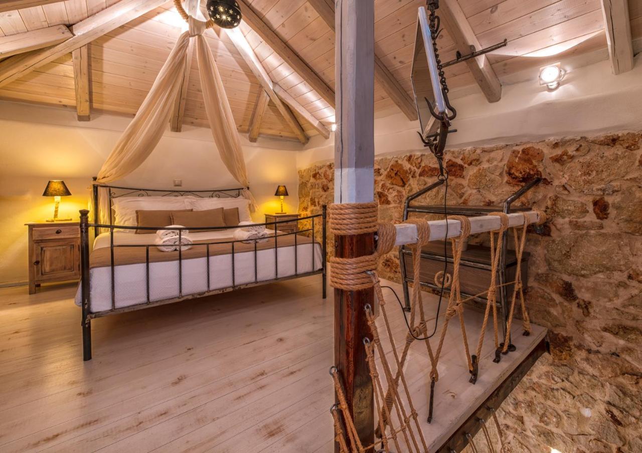 Verekinthos - Pool, Hot Tub, Bbq, Kids Playground, Stunning Mountain Views Villa Yerolakkos